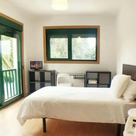 Five Beaches House * A Coruña